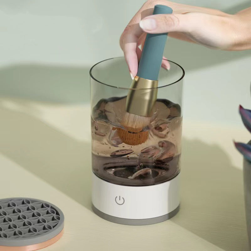 Automatic Cosmetic Brush Cleaning Tool